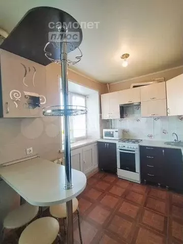 3-к. квартира, 64 м, 2/5 эт. - Фото 0