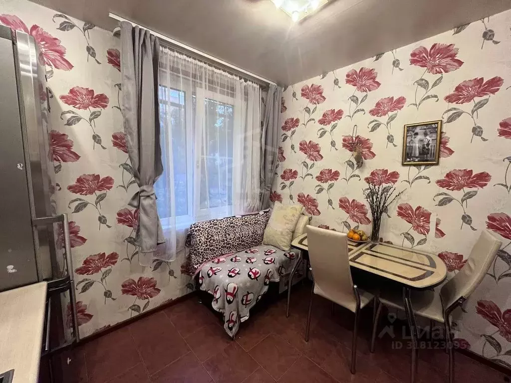 2-к кв. Санкт-Петербург ул. Маршала Казакова, 9к2 (51.9 м) - Фото 0