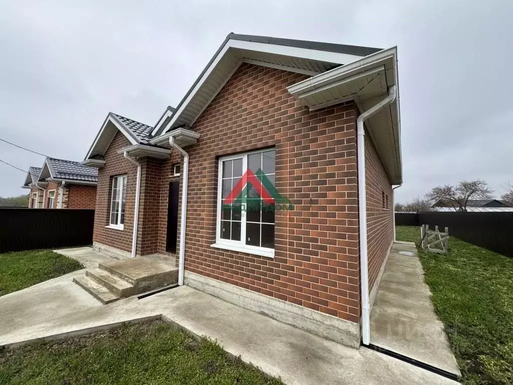 Дом в Краснодарский край, Динской район, с. Красносельское Школьная ... - Фото 2