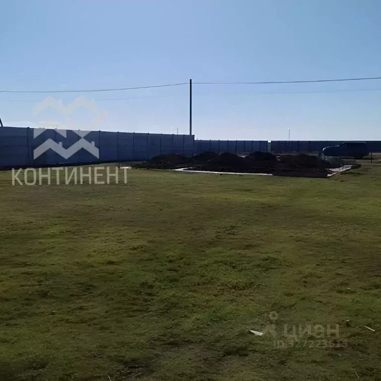 Участок в Крым, Сакский район, с. Молочное пер. Молочный (8.0 сот.) - Фото 1