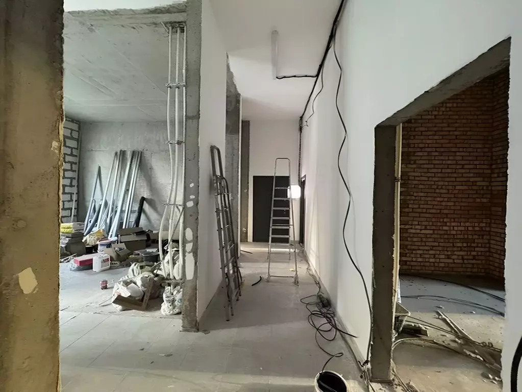 Помещение свободного назначения в Ленинградская область, Мурино ... - Фото 1
