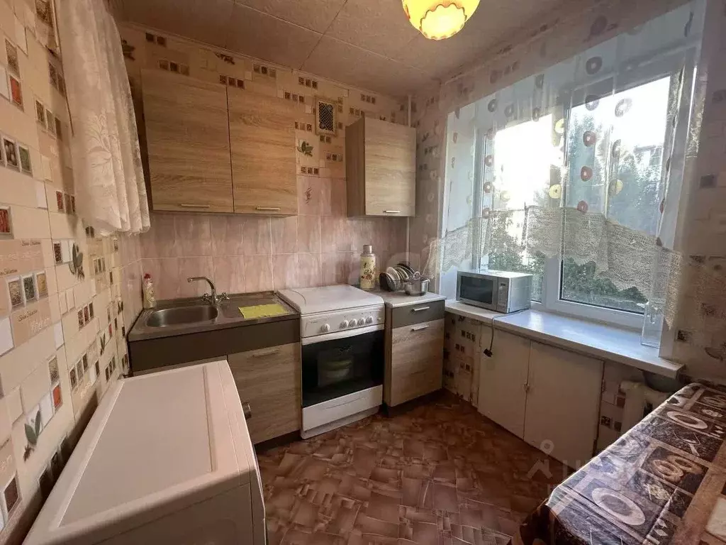 3-к кв. Смоленская область, Смоленск просп. Строителей, 8В (58.0 м) - Фото 0