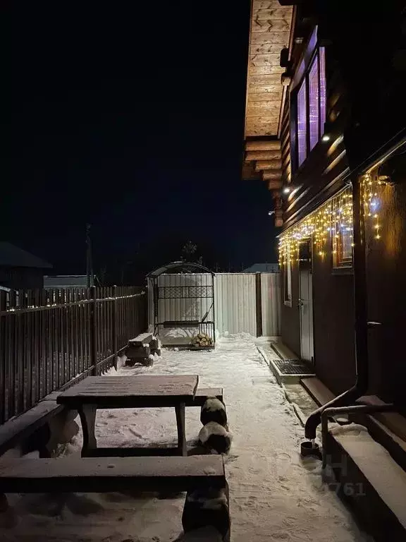 Дом в Алтай, Майминский район, Манжерокское с/пос, с. Озерное ул. ... - Фото 2