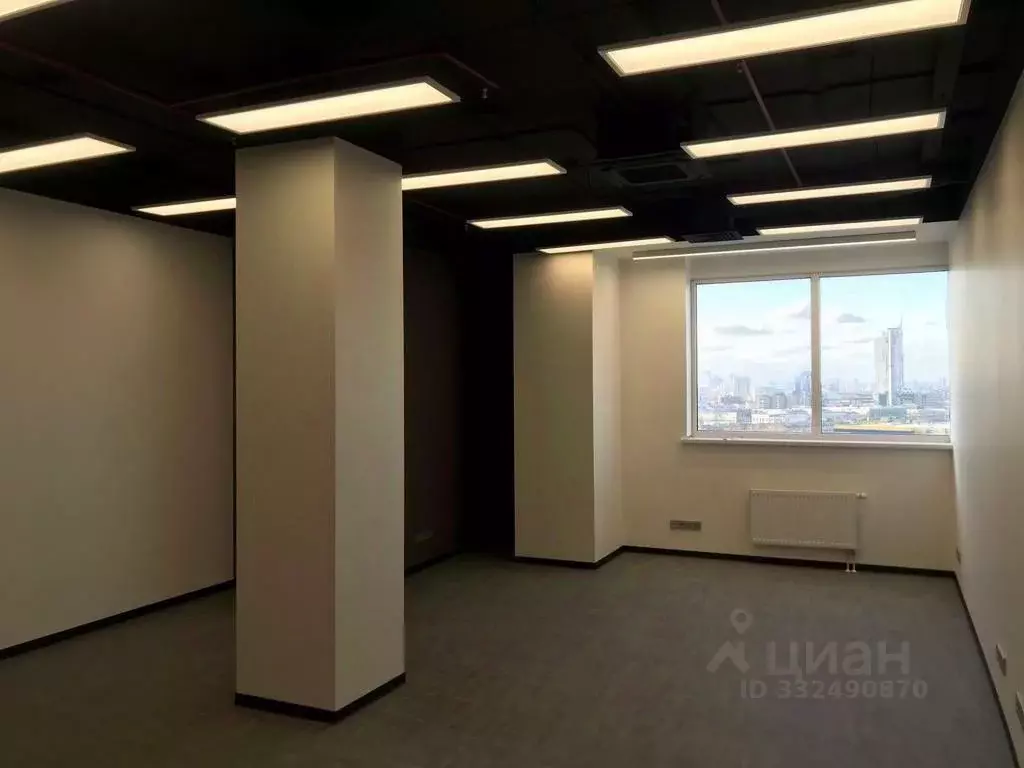 Офис в Свердловская область, Екатеринбург ул. Основинская, 10 (42 м) - Фото 1
