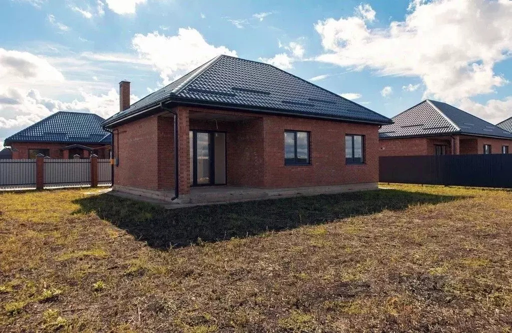 Дом в Краснодарский край, Краснодар пос. Индустриальный, ул. Степная ... - Фото 0