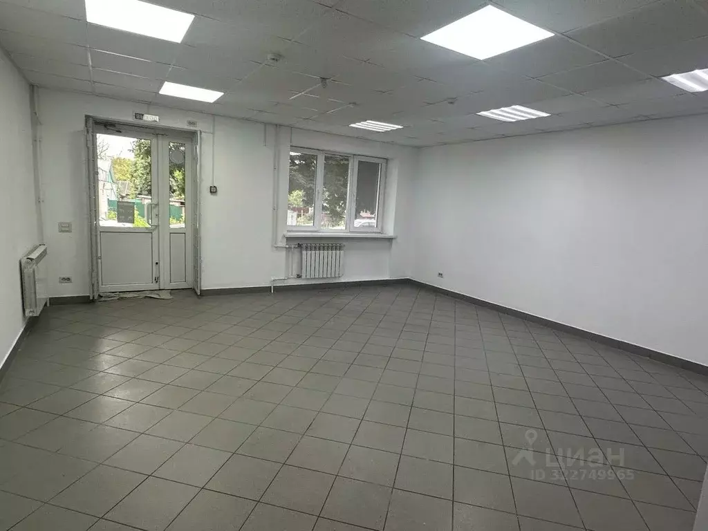 Помещение свободного назначения в Орловская область, Орел Новосильская ... - Фото 1