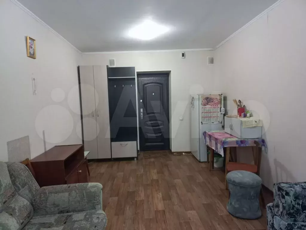 Комната 18 м в 8-к., 2/5 эт. - Фото 1