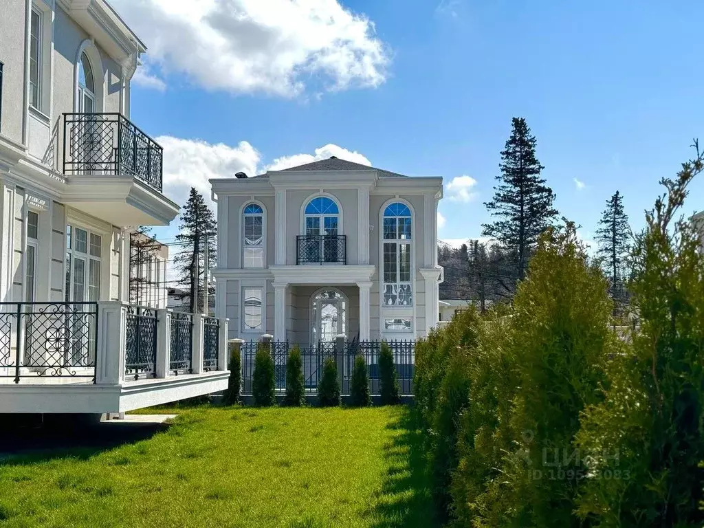 Дом в Краснодарский край, Сочи Новый Сочи мкр,  (370 м) - Фото 0