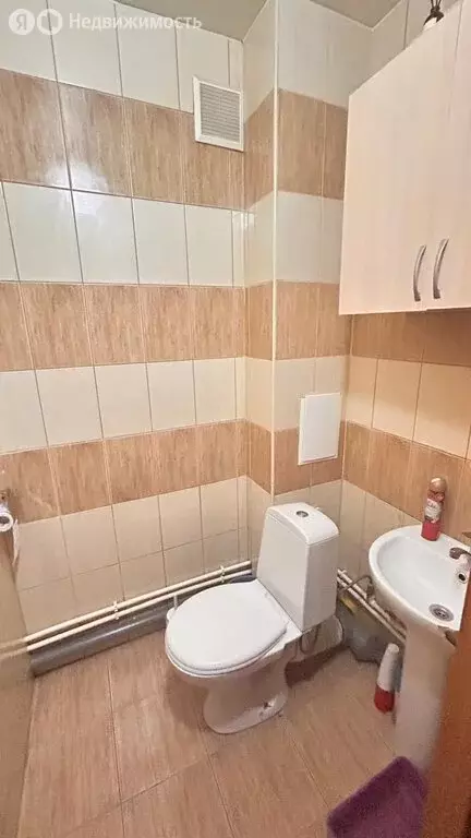 3-комнатная квартира: Омск, улица Ватутина, 33 (72 м) - Фото 1