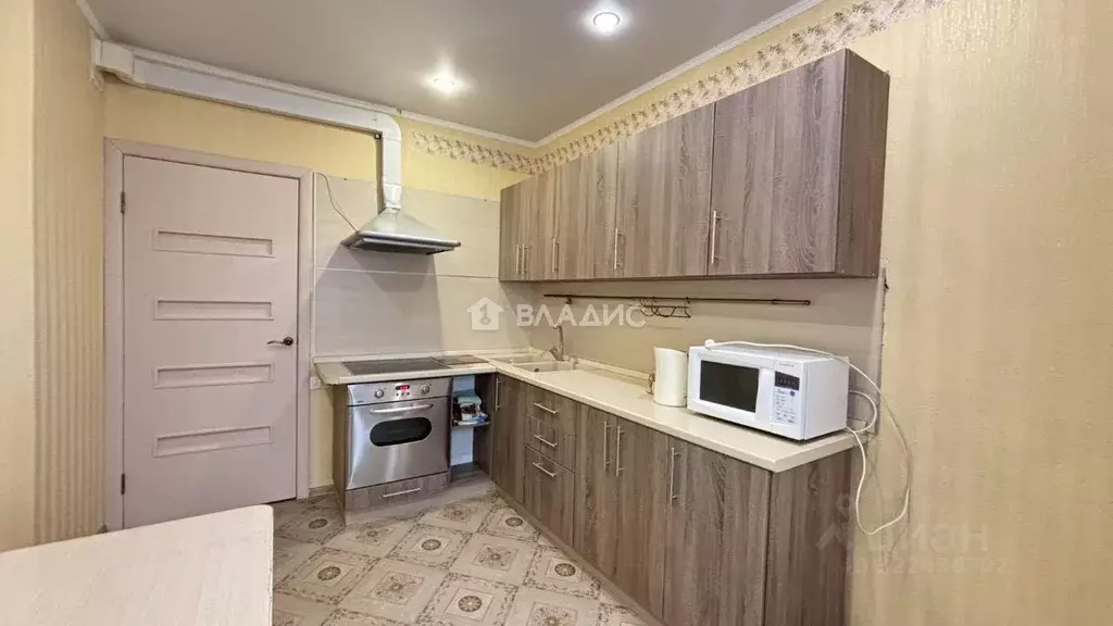 4-к кв. Белгородская область, Старый Оскол Королева мкр, 9 (81.7 м) - Фото 0