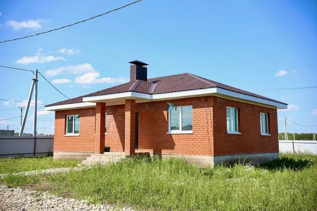 Дом в Башкортостан, Иглинский район, Акбердинский сельсовет, д. ... - Фото 2