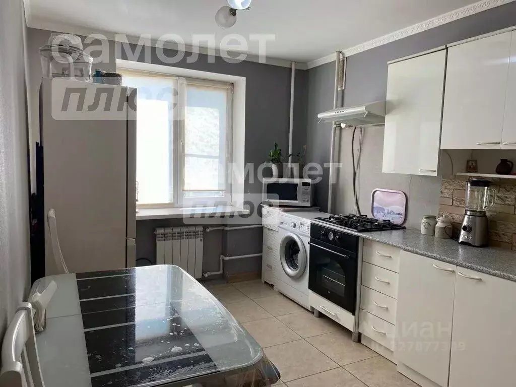 3-к кв. Краснодарский край, Горячий Ключ ул. Ленина (60.0 м) - Фото 2