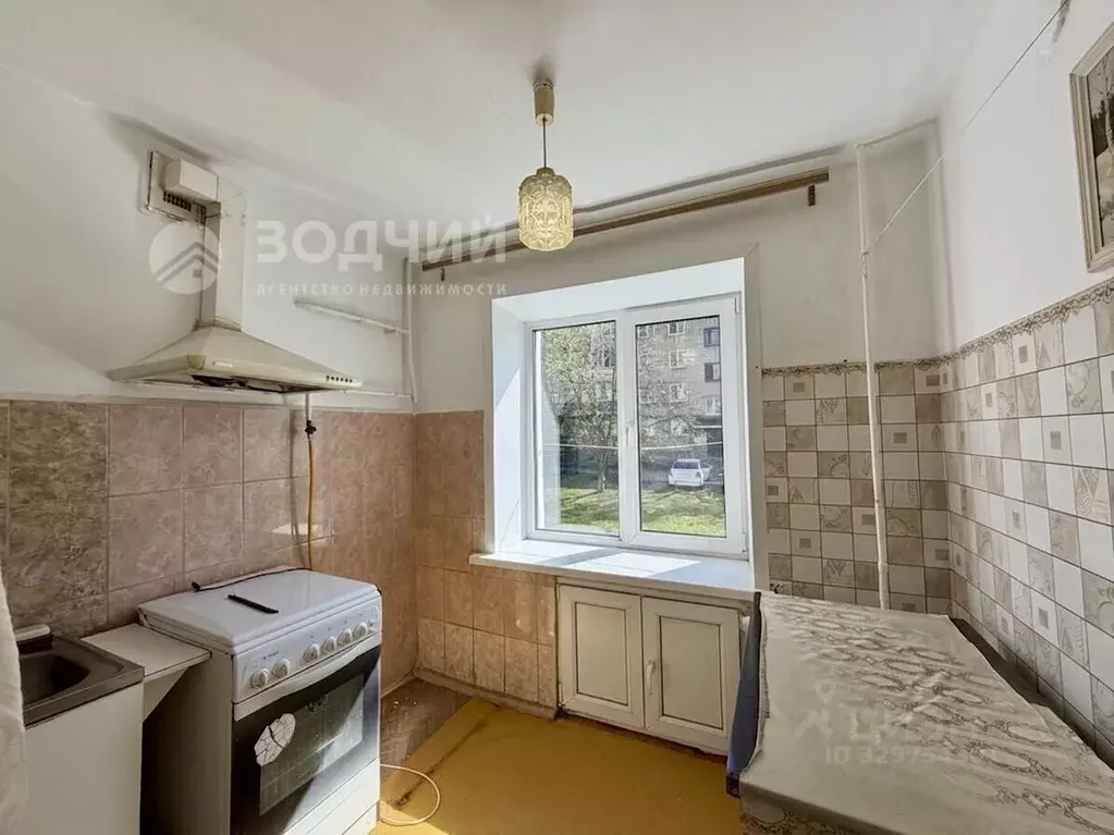 2-к кв. Чувашия, Канаш Трудовая ул., 2 (39.7 м) - Фото 1