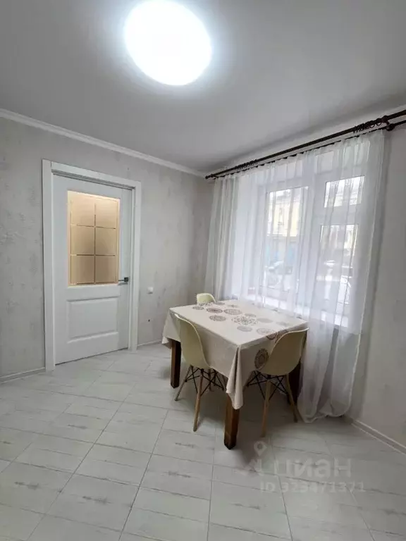 2-к кв. Ставропольский край, Ставрополь ул. Орджоникидзе, 83 (58.0 м) - Фото 2