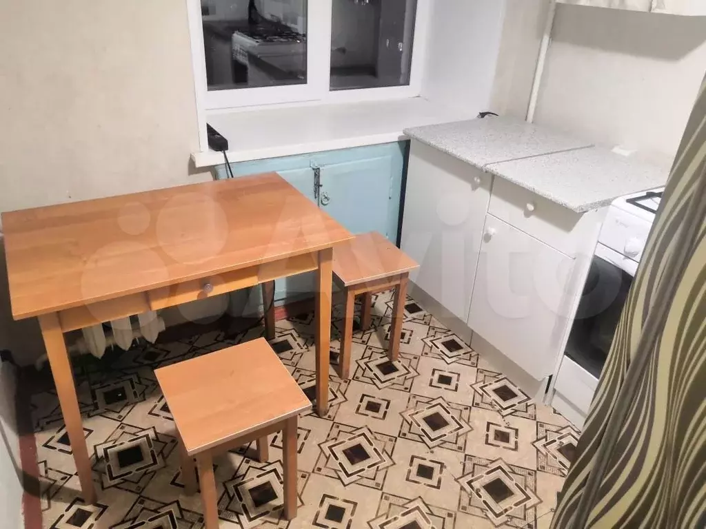 1-к. квартира, 37 м, 4/9 эт. - Фото 0