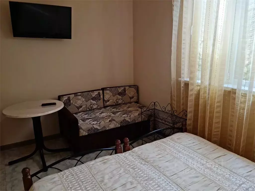 Комната Краснодарский край, Сочи Адлер жилрайон, ул. Чкалова, 45Б - Фото 1