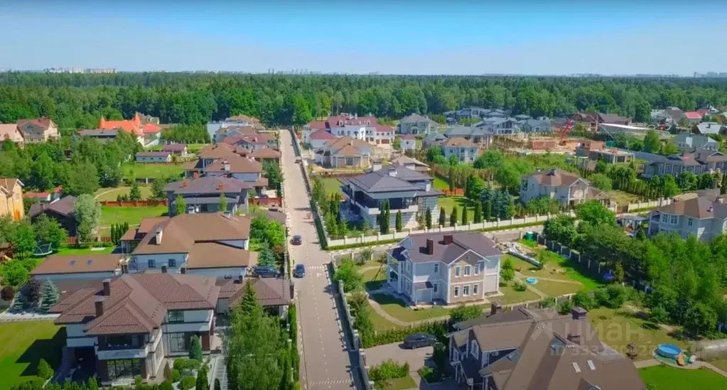 Участок в Московская область, Одинцовский городской округ, д. ... - Фото 1