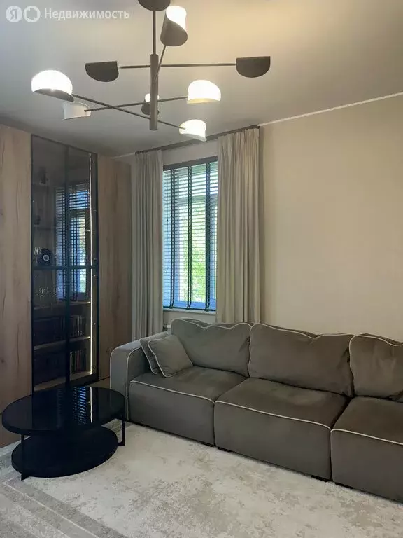 3-комнатная квартира: Калининград, Гостиная улица, 28 (81.2 м) - Фото 1