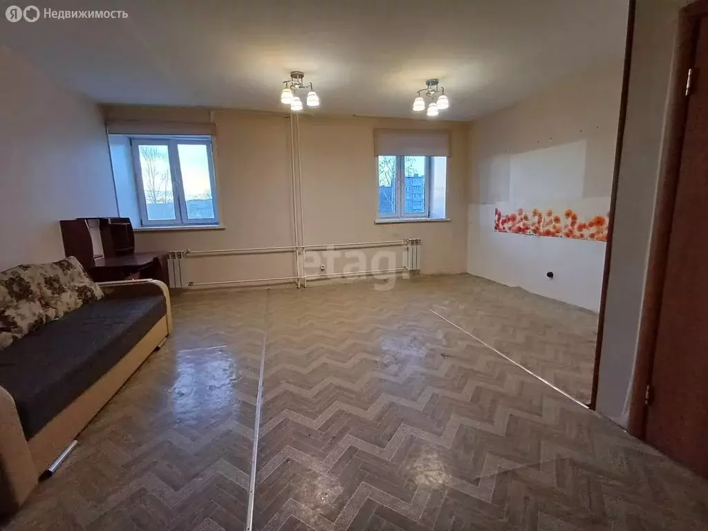 Квартира-студия: Ачинск, улица Кравченко, 3 (32.8 м) - Фото 1