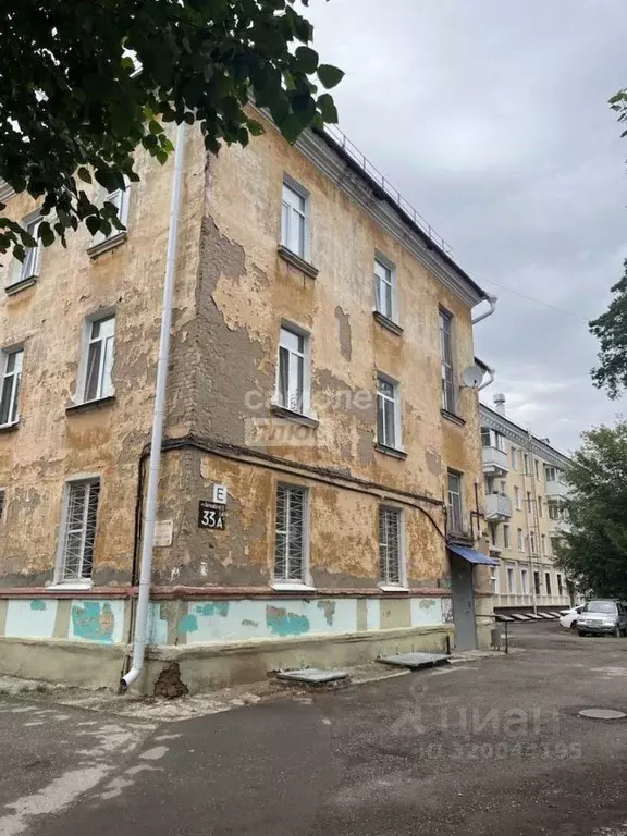 3-к кв. Пермский край, Краснокамск Большевистская ул., 33А (65.3 м) - Фото 0