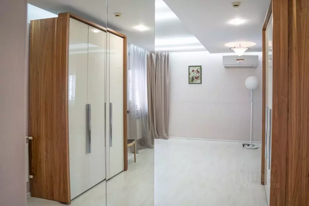 Таунхаус в Иркутская область, Иркутск Байкальская ул., 295/7 (347 м) - Фото 1