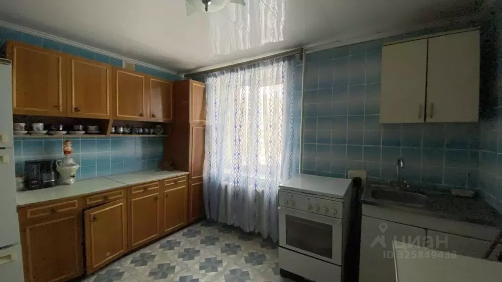 3-к кв. Белгородская область, Белгород Октябрьская ул., 76 (88.8 м) - Фото 2