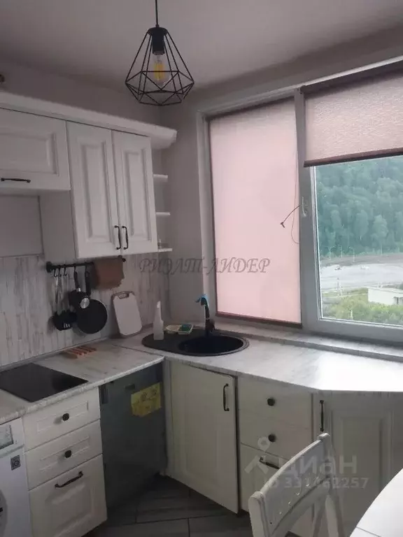 2-к кв. Алтай, Горно-Алтайск Набережная ул., 6 (50.0 м) - Фото 2