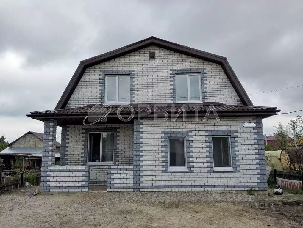 Дом в Тюменская область, Тюмень Мелиораторов мкр, ул. Мелиораторов ... - Фото 1