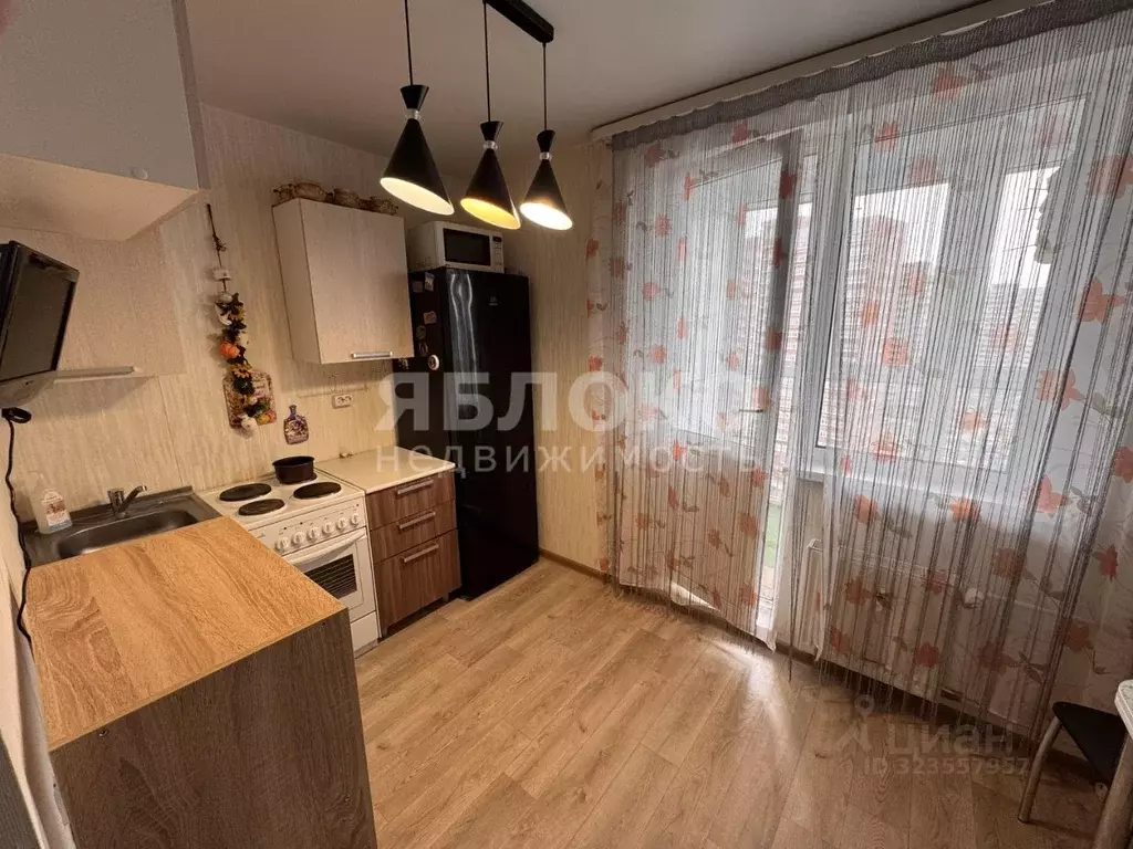 2-к кв. Пермский край, Березники Усольский-2 мкр, ул. Строителей, 3 ... - Фото 1