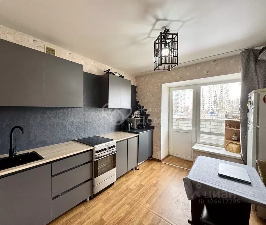 1-к кв. Волгоградская область, Волгоград Петровская ул., 9 (40.4 м) - Фото 1