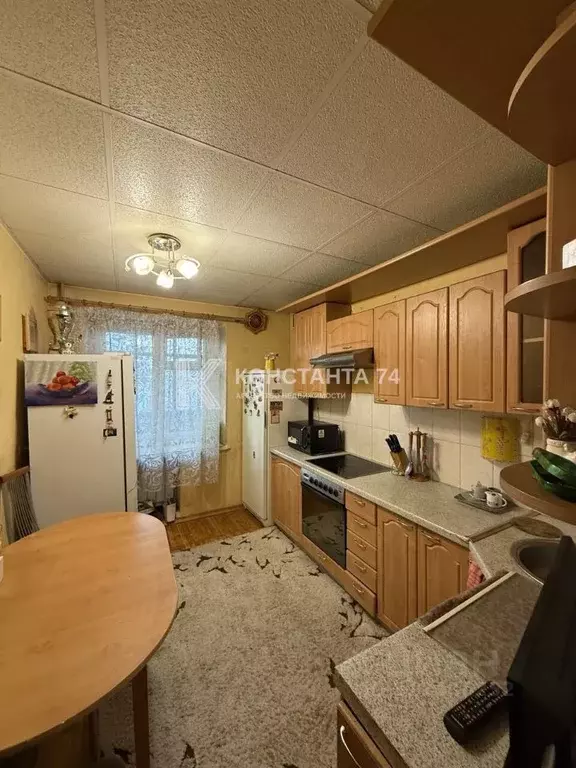 2-к кв. Челябинская область, Челябинск Российская ул., 222 (50.0 м) - Фото 0