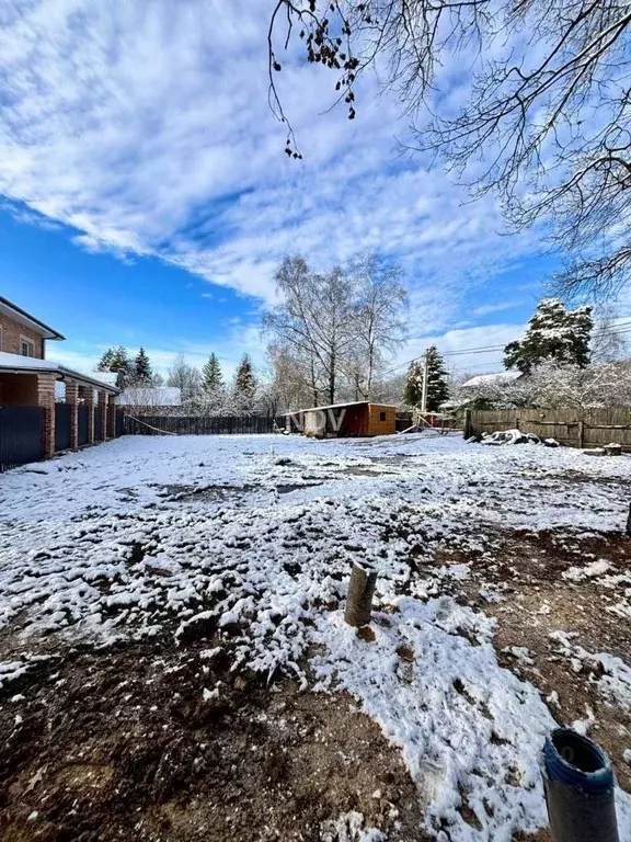 Участок в Москва пос. Абабурово, ул. Ломоносова, 16 (5.5 сот.) - Фото 1