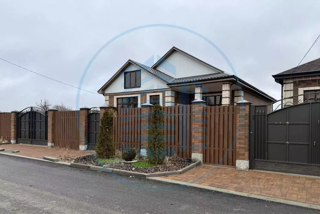 Дом в Ставропольский край, Ессентуки Декабрьская ул. (146 м) - Фото 1