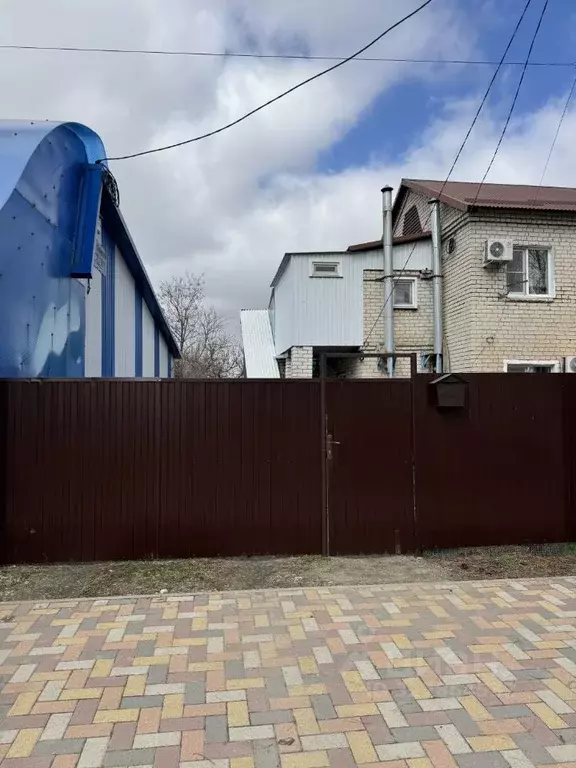 2-к кв. Ставропольский край, с. Кочубеевское ул. Октябрьской ... - Фото 1