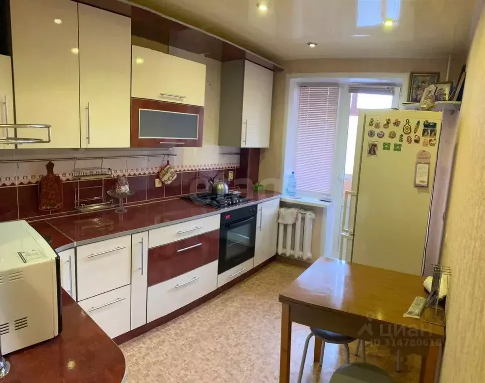3-к кв. Костромская область, Кострома Давыдовский-3 мкр, 12 (65.3 м) - Фото 0