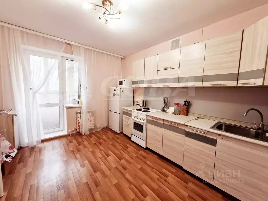 1-к кв. Тюменская область, Тобольск 7А мкр, 21 (50.0 м) - Фото 1