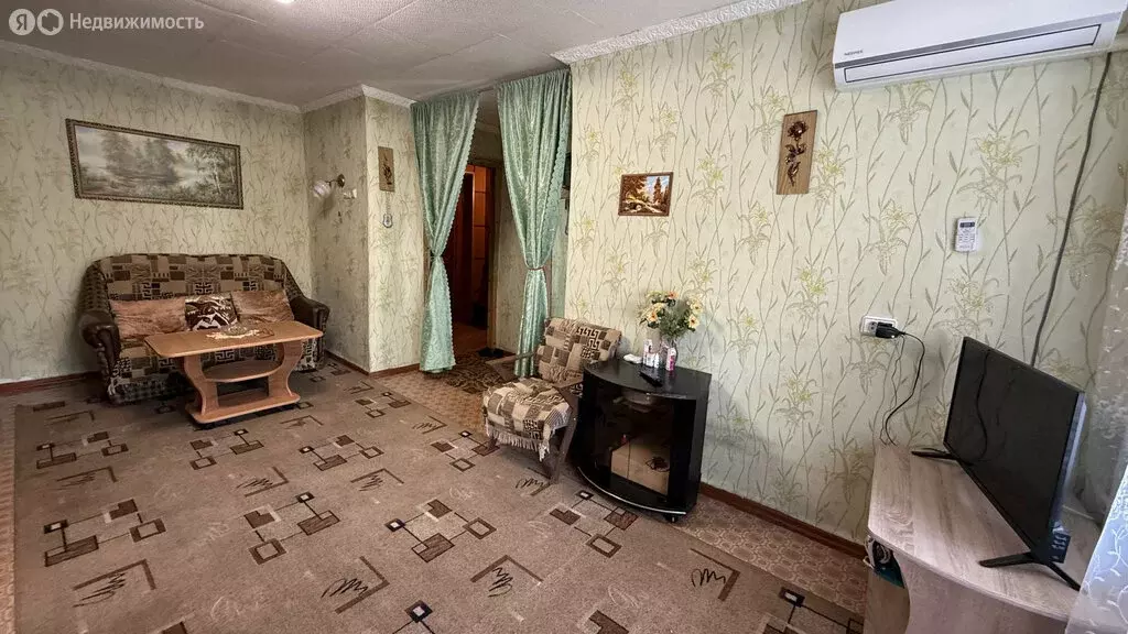 2-комнатная квартира: Шахты, проезд 1-й Квартал, 5 (41.6 м) - Фото 0