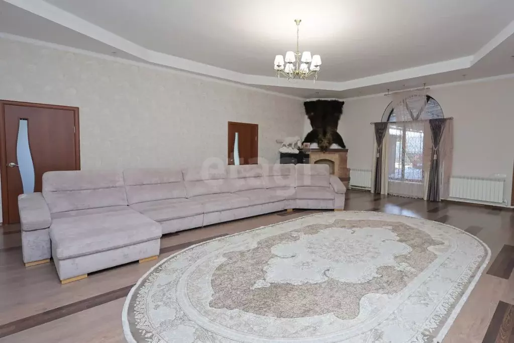 Дом в Оренбургская область, Оренбург Полигонная ул., 37/54 (250 м) - Фото 0