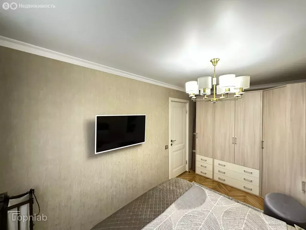 3-комнатная квартира: Нальчик, улица Идарова, 1Б (66 м) - Фото 2