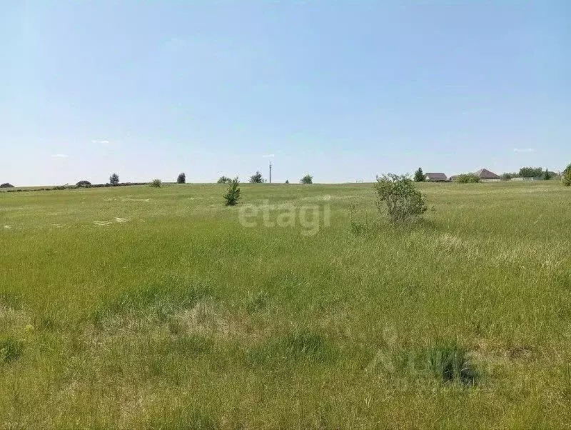 Участок в Белгородская область, Старооскольский городской округ, с. ... - Фото 0