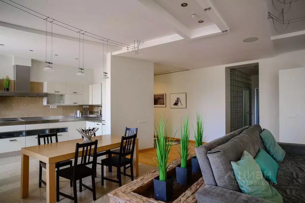 3-к кв. Самарская область, Тольятти Приморский бул., 15 (146.5 м) - Фото 2