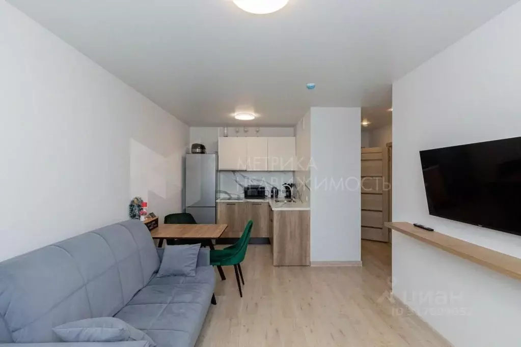 1-к кв. Тюменская область, Тюмень ул. Первооткрывателей, 6 (36.1 м) - Фото 1