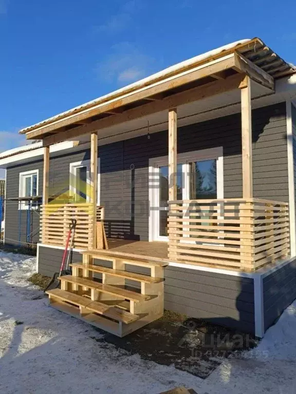 Дом в Омская область, Омск СНТ Ромашка ТСН, аллея 4-я, 27 (106 м) - Фото 1