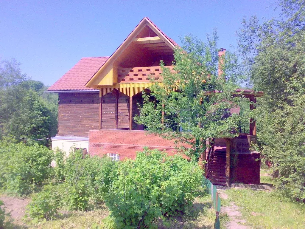 Коттедж в Калужская область, Жуковский муниципальный округ, д. Инино  ... - Фото 1