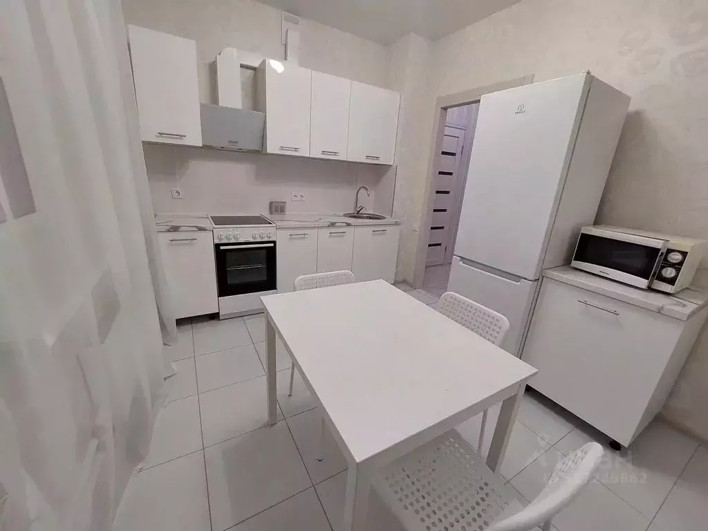 1-к кв. Татарстан, Казань ул. Адоратского, 4а (40.0 м) - Фото 0