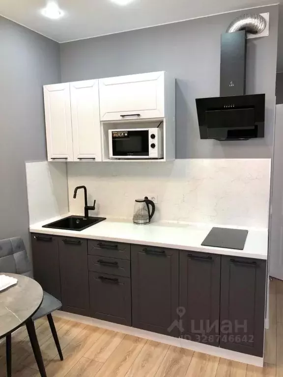 Студия Краснодарский край, Краснодар ул. Им. Мурата Ахеджака, 12к2 ... - Фото 1