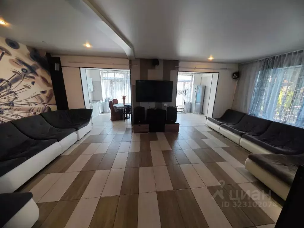 Дом в Санкт-Петербург пос. Парголово, Хабаровская ул., 1 (200 м) - Фото 2