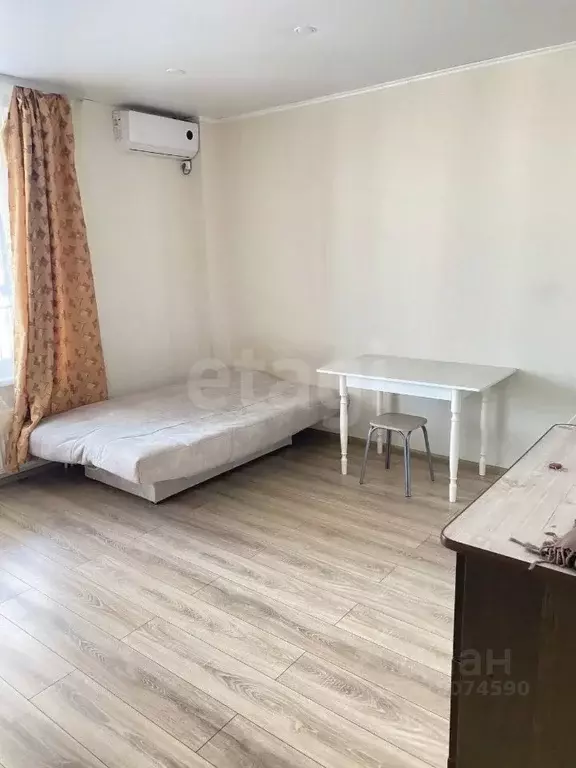 Студия Тюменская область, Тюмень ул. Николая Никитина, 4 (28.0 м) - Фото 1