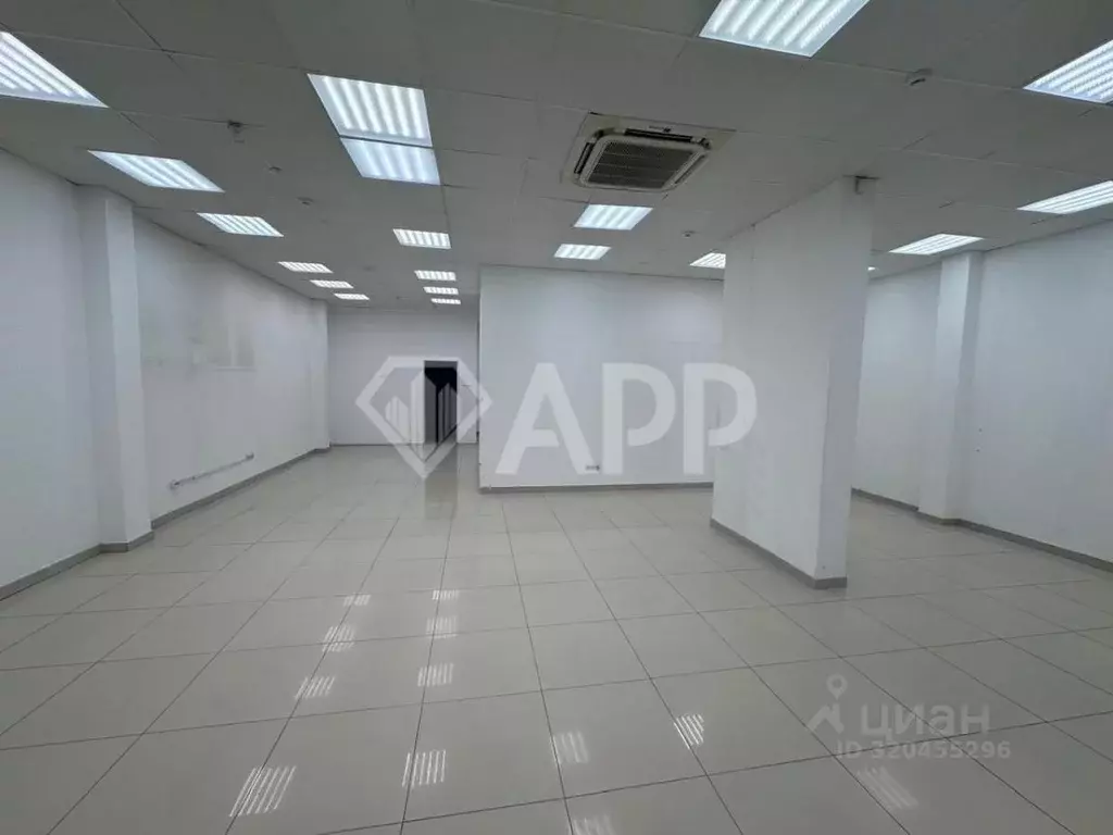 Помещение свободного назначения в Краснодарский край, Геленджик ул. ... - Фото 1