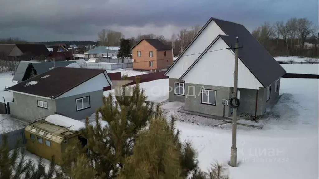 Дом в Алтайский край, Первомайский район, с. Повалиха Новая ул., 1А ... - Фото 1